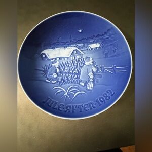 Bing & Grondahl, Christmas Plate 1982, The Christmas Tree